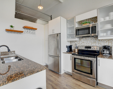 185 Ne 4th Avenue - Photo Thumbnail 19