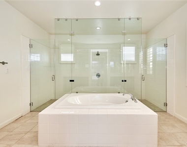 115 Mesa Verde Lane - Photo Thumbnail 41