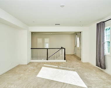 115 Mesa Verde Lane - Photo Thumbnail 25
