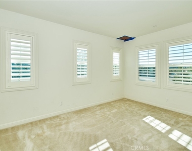 115 Mesa Verde Lane - Photo Thumbnail 26