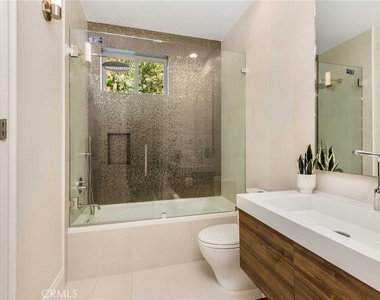 1756 Clear View Drive - Photo Thumbnail 43