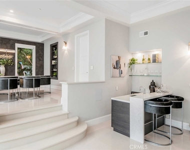 1756 Clear View Drive - Photo Thumbnail 10