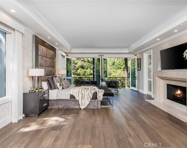 1756 Clear View Drive - Photo Thumbnail 30