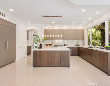 1756 Clear View Drive - Photo Thumbnail 18