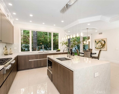 1756 Clear View Drive - Photo Thumbnail 17