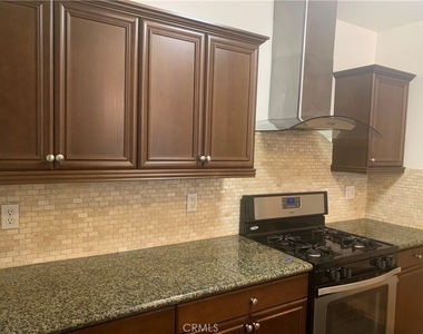 3220 Altura - Photo Thumbnail 20