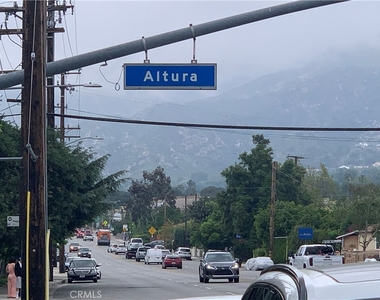 3220 Altura - Photo Thumbnail 28