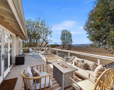 1185 Noria Street - Photo Thumbnail 6