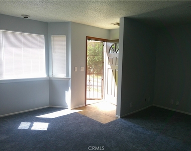 5237 Bushnell Street - Photo Thumbnail 3