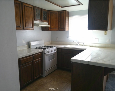 5237 Bushnell Street - Photo Thumbnail 2