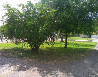 5237 Bushnell Street - Photo Thumbnail 15