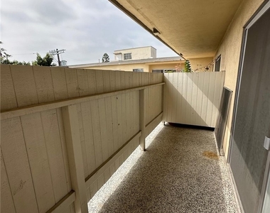 11692 Chenault Street - Photo Thumbnail 9