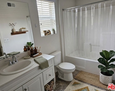 7256 N Cherry Lane - Photo Thumbnail 6