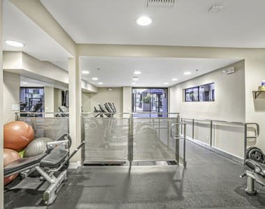 7320 Hawthorn Avenue - Photo Thumbnail 12