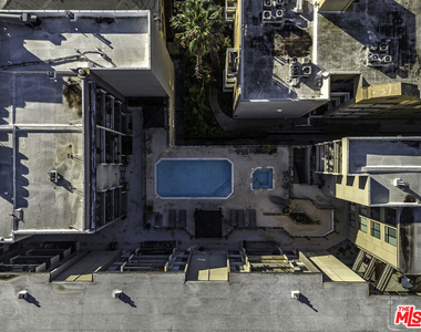 7320 Hawthorn Avenue - Photo Thumbnail 19