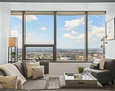 1100 Wilshire Boulevard - Photo Thumbnail 1