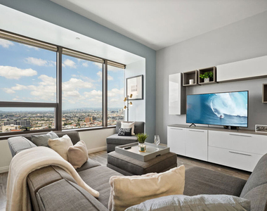 1100 Wilshire Boulevard - Photo Thumbnail 2