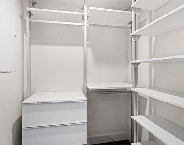 132 Rosemont Avenue - Photo Thumbnail 22