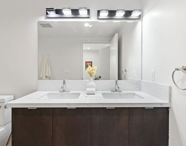 132 Rosemont Avenue - Photo Thumbnail 17