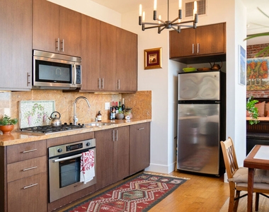 460 S Spring Street - Photo Thumbnail 12