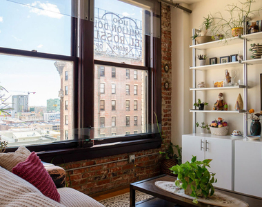 460 S Spring Street - Photo Thumbnail 27