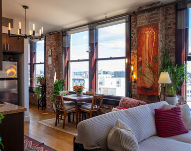 460 S Spring Street - Photo Thumbnail 29