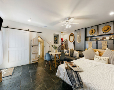 2851 Seabreeze Drive - Photo Thumbnail 57