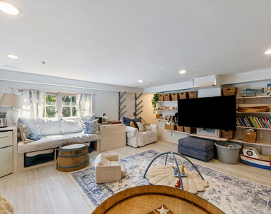 2851 Seabreeze Drive - Photo Thumbnail 16