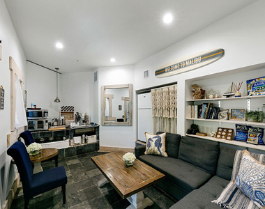 2851 Seabreeze Drive - Photo Thumbnail 54