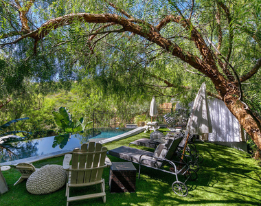 2851 Seabreeze Drive - Photo Thumbnail 6