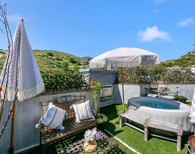 2851 Seabreeze Drive - Photo Thumbnail 44
