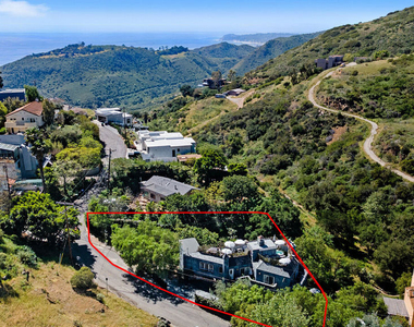 2851 Seabreeze Drive - Photo Thumbnail 5