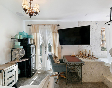 2851 Seabreeze Drive - Photo Thumbnail 33