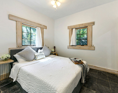2851 Seabreeze Drive - Photo Thumbnail 53