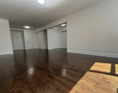157 East 57th Street - Photo Thumbnail 1