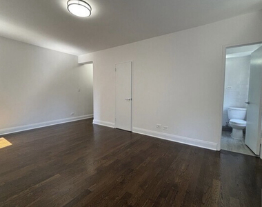 157 East 57th Street - Photo Thumbnail 4