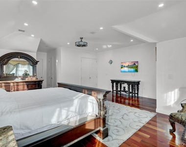 120 Majestic Drive - Photo Thumbnail 20