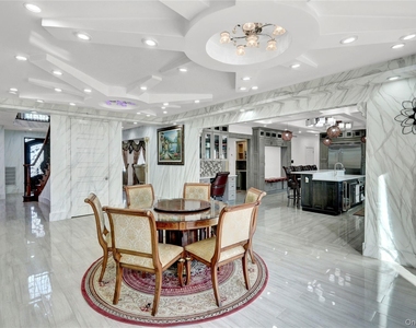 120 Majestic Drive - Photo Thumbnail 11