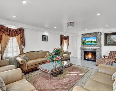 120 Majestic Drive - Photo Thumbnail 8