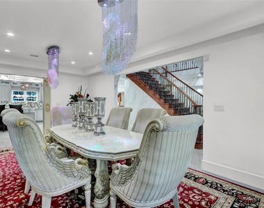 120 Majestic Drive - Photo Thumbnail 6