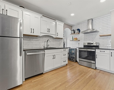 598 N Lake Boulevard - Photo Thumbnail 15