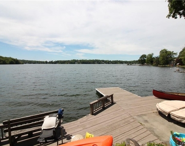 598 N Lake Boulevard - Photo Thumbnail 14