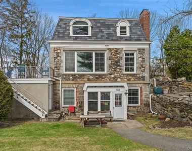 598 N Lake Boulevard - Photo Thumbnail 2
