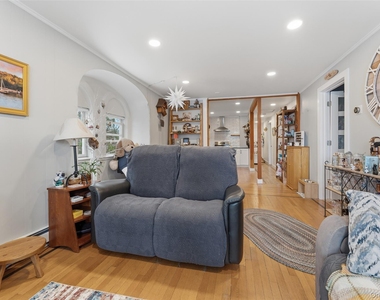 598 N Lake Boulevard - Photo Thumbnail 22
