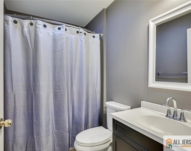 268 Kempsey Drive - Photo Thumbnail 22