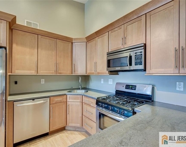 268 Kempsey Drive - Photo Thumbnail 13