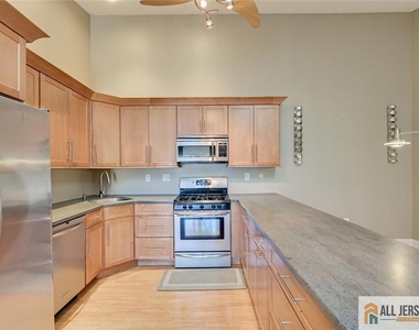 268 Kempsey Drive - Photo Thumbnail 10
