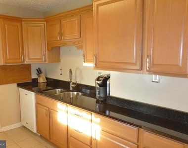 3212 Campbell Drive - Photo Thumbnail 2