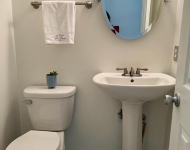 6356 Shaundale Drive - Photo Thumbnail 12
