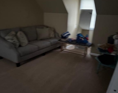 6014 Gloucester Court - Photo Thumbnail 20